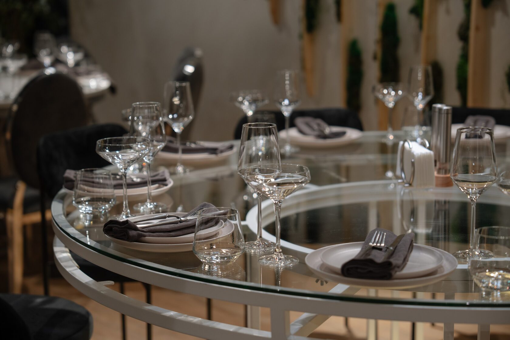 Стол РИМ с неоном